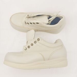 PW Minor Women Extra‎ Depth Diabetic Shoe